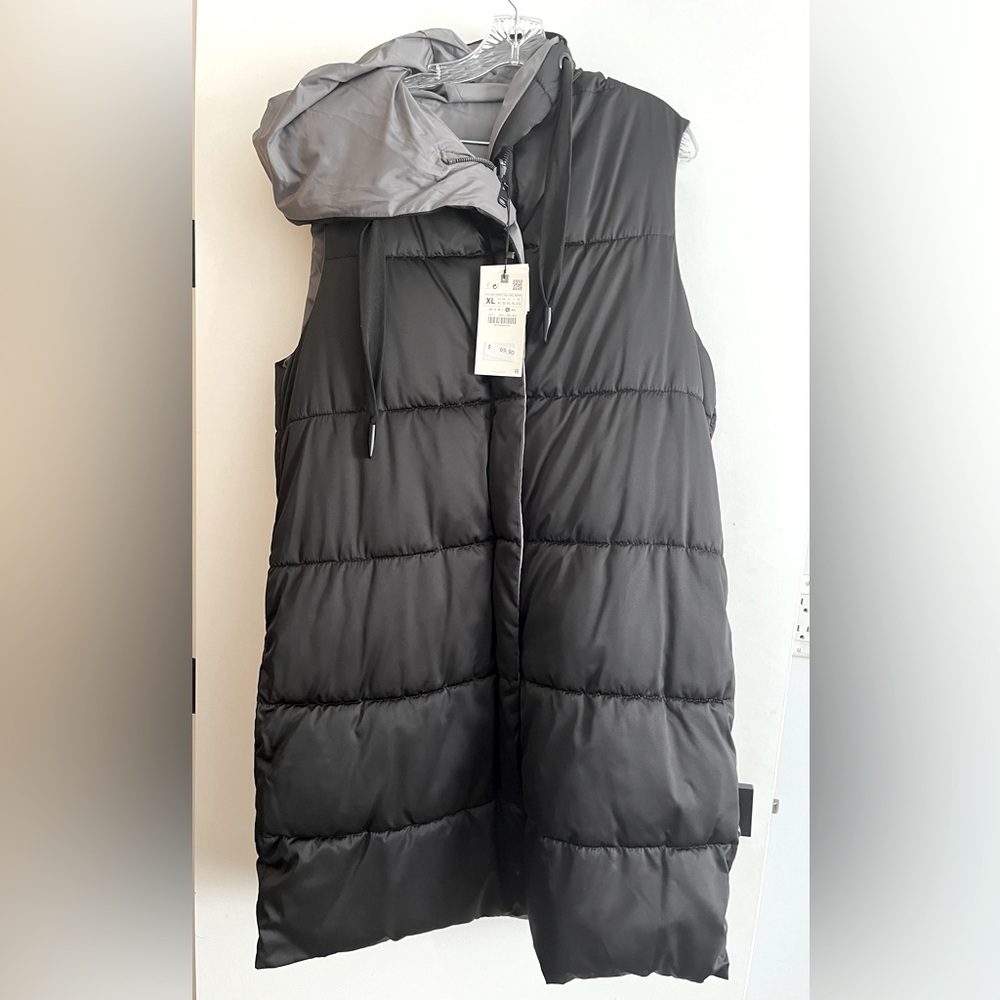 Zara Sleeveless Reversible Puffer